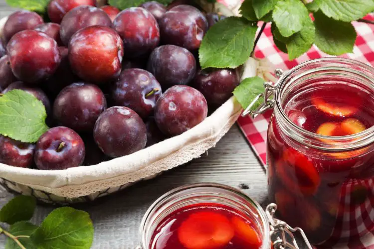 7 Mind-Blowing Facts: Can Plums Be Red Inside (Nov 2023)